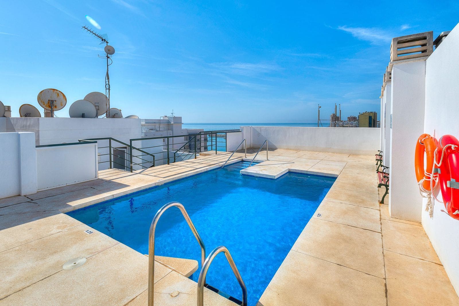 4 soverom Penthouse til salgs i Fuengirola med svømmebasseng - € 990 000 (Ref: 9631540)