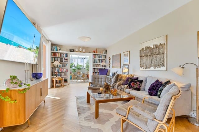 4 soverom Penthouse til salgs i Fuengirola med svømmebasseng garasje - € 995 000 (Ref: 9631551)