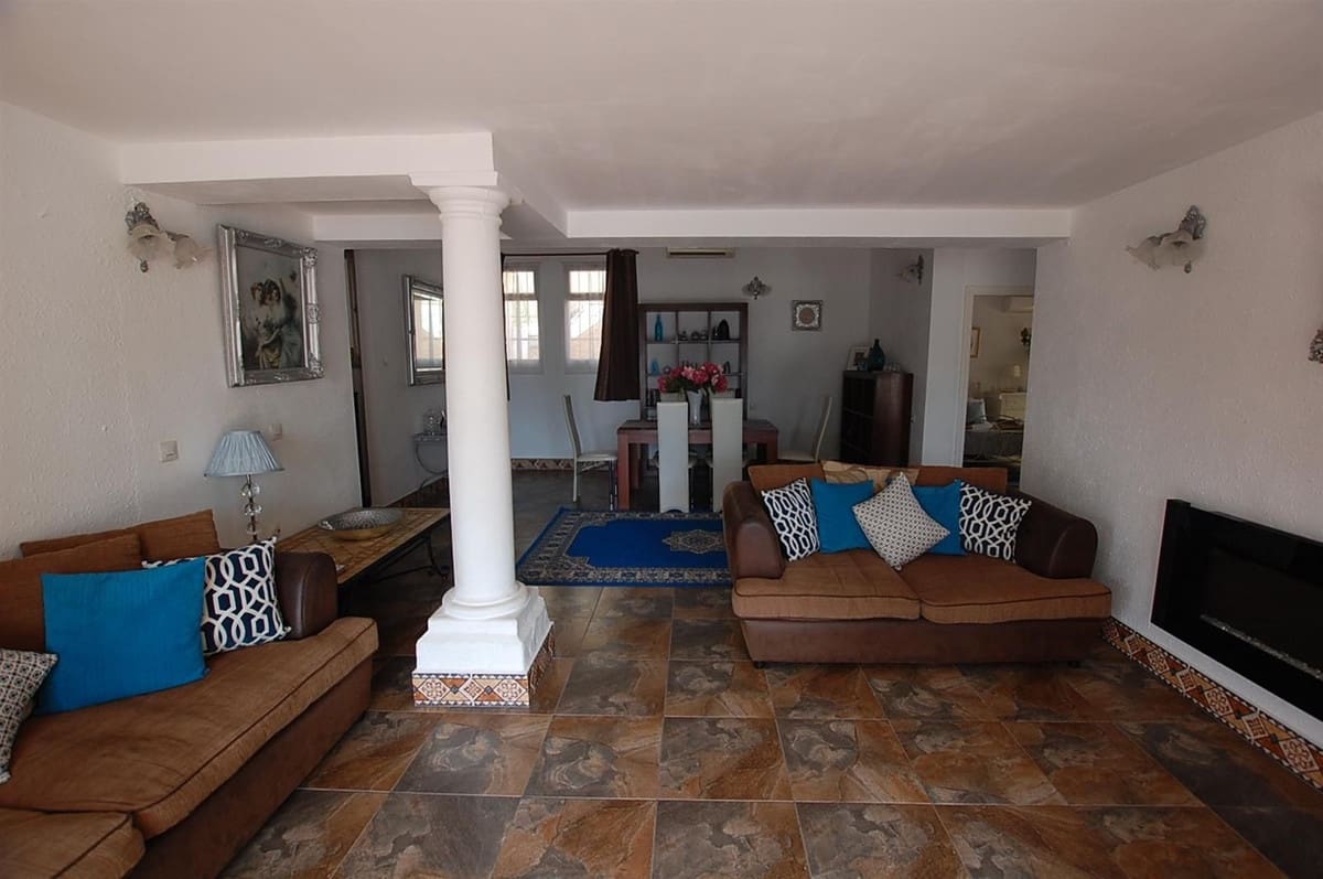 5 camera da letto Villa in vendita in Mijas Costa con piscina garage - 695.000 € (Rif: 9654119)