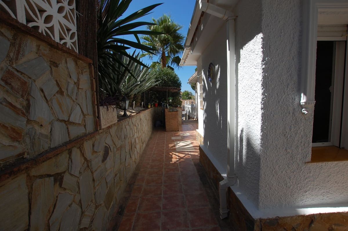 5 camera da letto Villa in vendita in Mijas Costa con piscina garage - 695.000 € (Rif: 9654119)