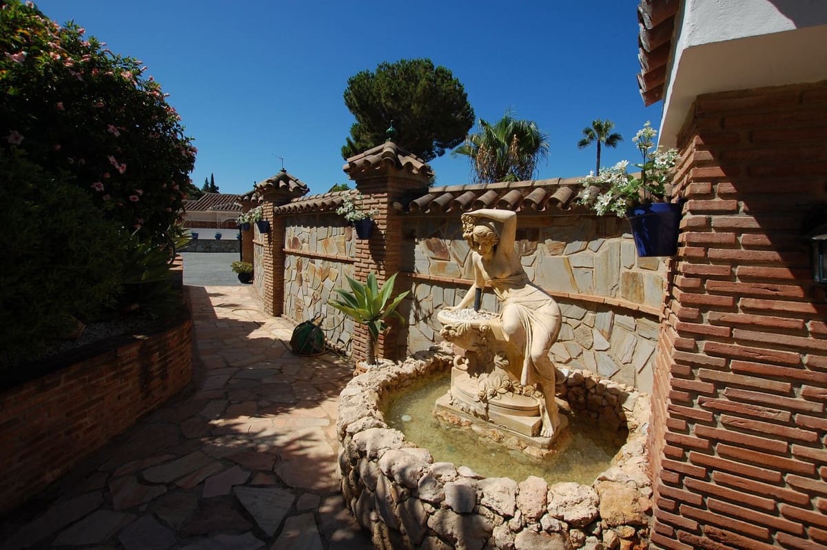 5 camera da letto Villa in vendita in Mijas Costa con piscina garage - 695.000 € (Rif: 9654119)