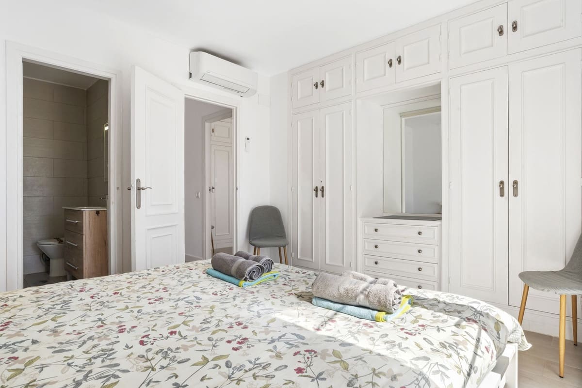 3 sypialnia Dom na sprzedaż w La Cala de Mijas z basenem - 875 000 € (Ref: 9656377)