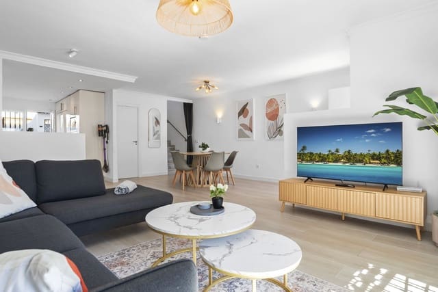 3 sypialnia Dom na sprzedaż w La Cala de Mijas, Mijas z basenem - 875 000 € (Ref: 9656377)