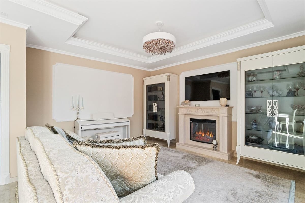 Casa de 4 habitaciones en Benalmádena en venta con garaje - 660.000 € (Ref: 9664063)