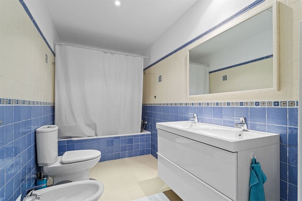 Casa de 4 habitaciones en Benalmádena en venta con garaje - 660.000 € (Ref: 9664063)