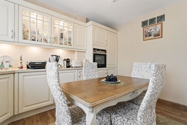 4 Zimmer Haus zu verkaufen in Benalmádena mit Garage - 660.000 € (Ref: 9664063)