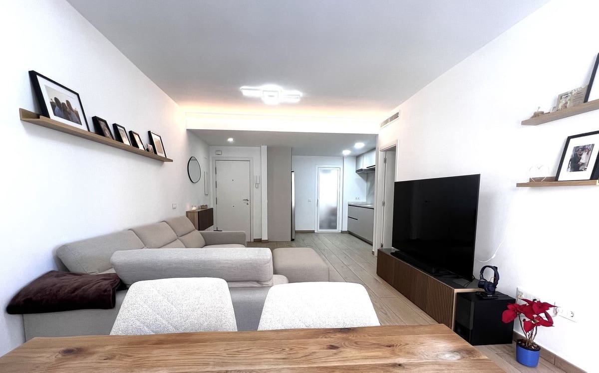 4 quarto Apartamento para venda em Estepona com piscina garagem - 584 000 € (Ref: 9664286)