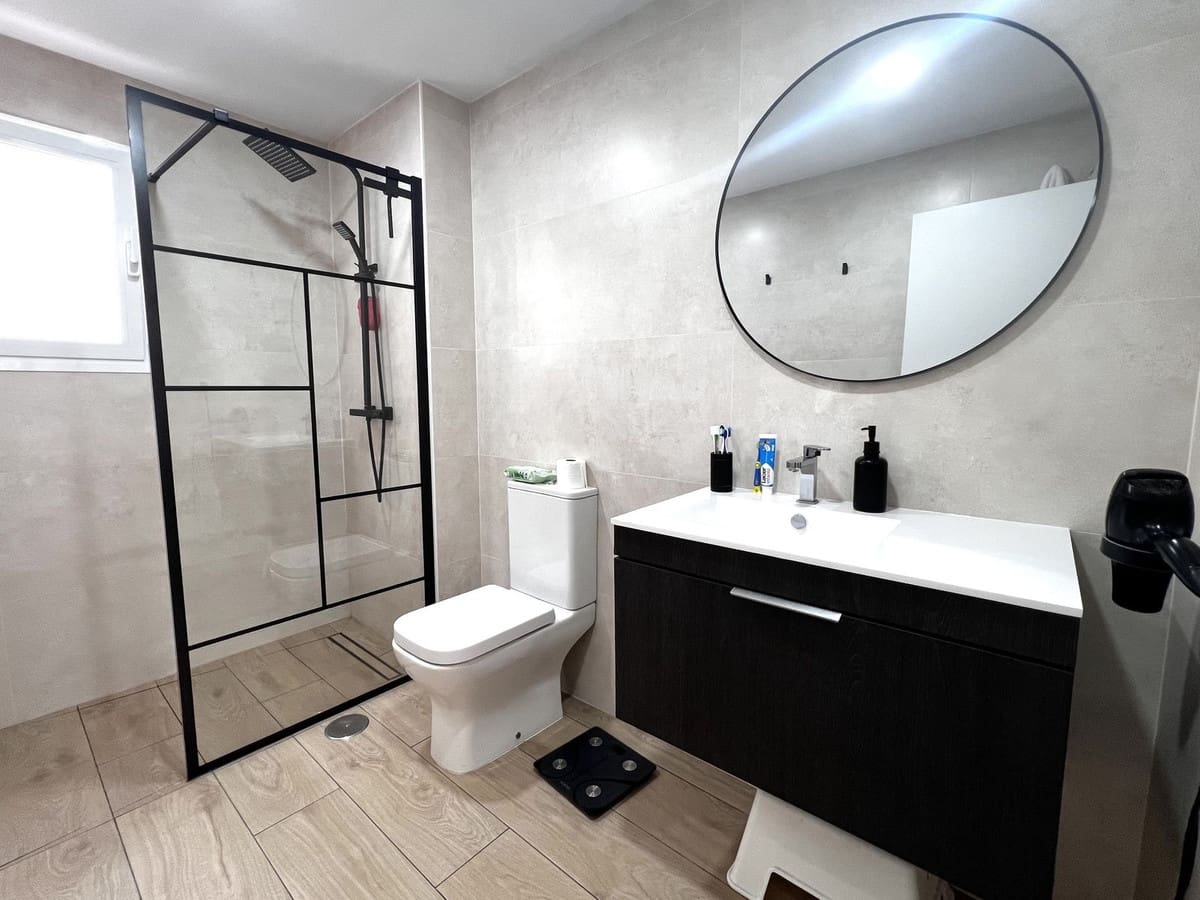 4 quarto Apartamento para venda em Estepona com piscina garagem - 584 000 € (Ref: 9664286)