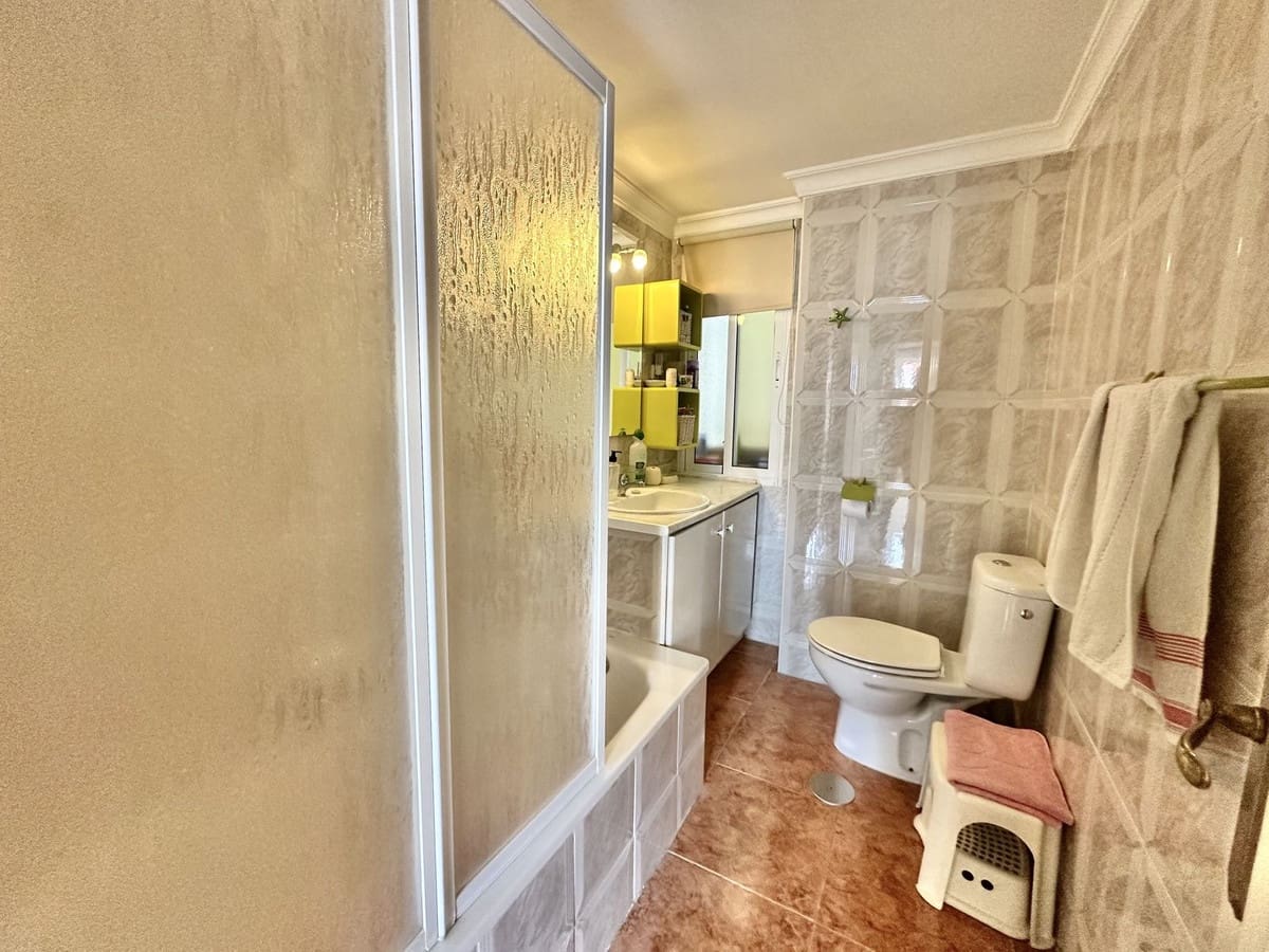 3 soverom Leilighet til salgs i Fuengirola med svømmebasseng - € 379 000 (Ref: 9674812)