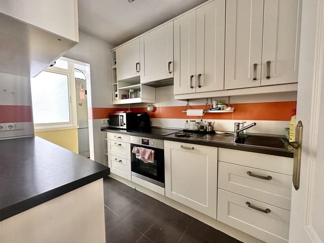 Apartamento de 3 habitaciones en Los Boliches , Fuengirola en venta con piscina - 379.000 € (Ref: 9674812)