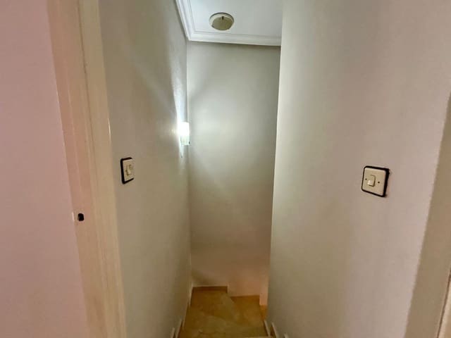 Casa de 4 habitaciones en Las Lagunas de Mijas, Mijas en venta con piscina garaje - 375.000 € (Ref: 9675934)