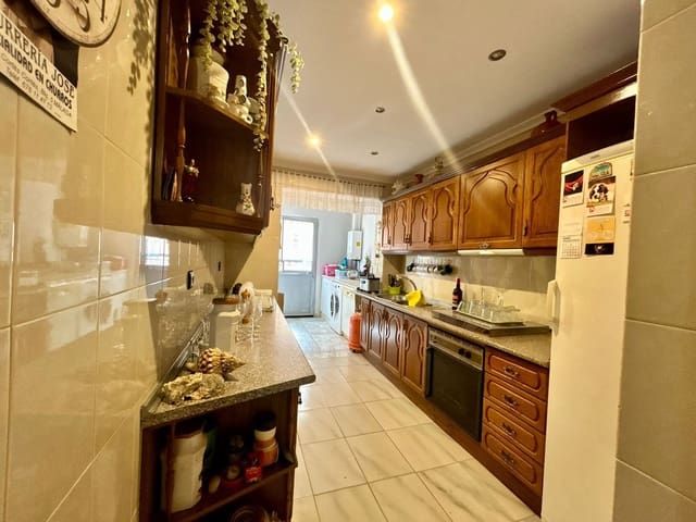 Casa de 4 habitaciones en Las Lagunas de Mijas, Mijas en venta con piscina garaje - 375.000 € (Ref: 9675934)