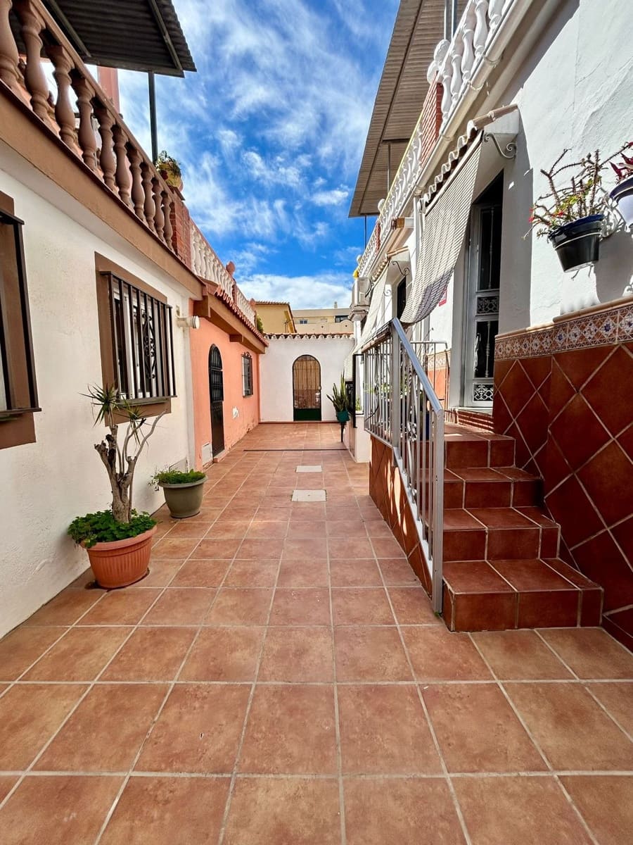 Casa de 4 habitaciones en Las Lagunas de Mijas en venta con piscina garaje - 375.000 € (Ref: 9675934)