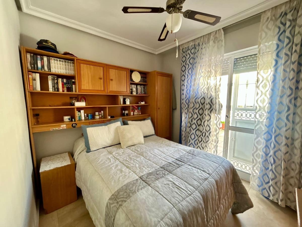 Casa de 4 habitaciones en Las Lagunas de Mijas en venta con piscina garaje - 375.000 € (Ref: 9675934)