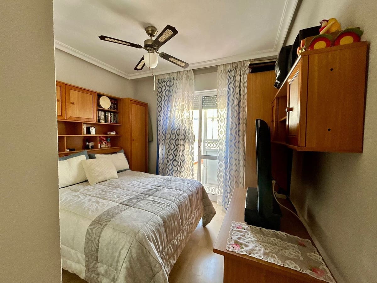 Casa de 4 habitaciones en Las Lagunas de Mijas en venta con piscina garaje - 375.000 € (Ref: 9675934)