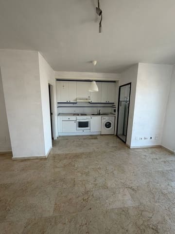 Studio à vendre à San Luis de Sabinillas, Manilva avec piscine - 179 000 € (Ref: 9676032)