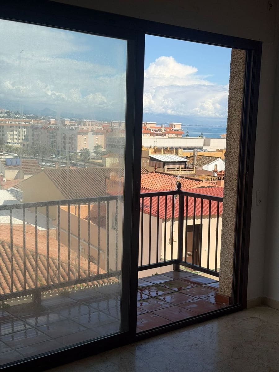 Studio te koop in San Luis de Sabinillas met zwembad - € 179.000 (Ref: 9676032)