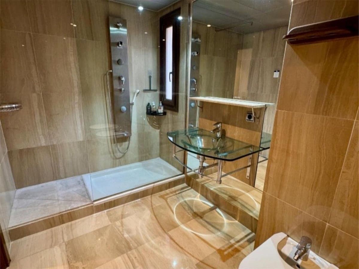 3 camera da letto Appartamento in vendita in New Golden Mile con piscina garage - 760.000 € (Rif: 9676414)