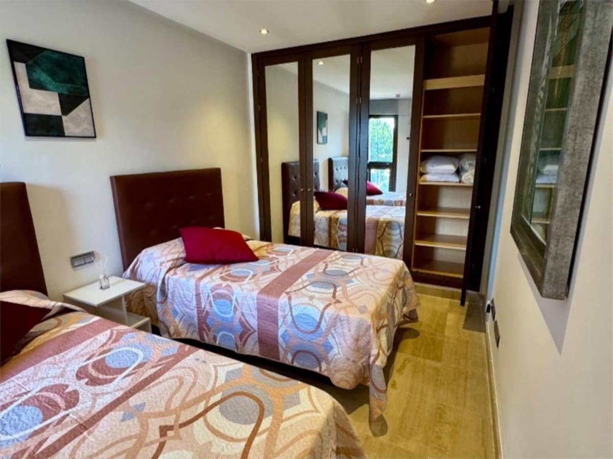 3 camera da letto Appartamento in vendita in New Golden Mile con piscina garage - 760.000 € (Rif: 9676414)