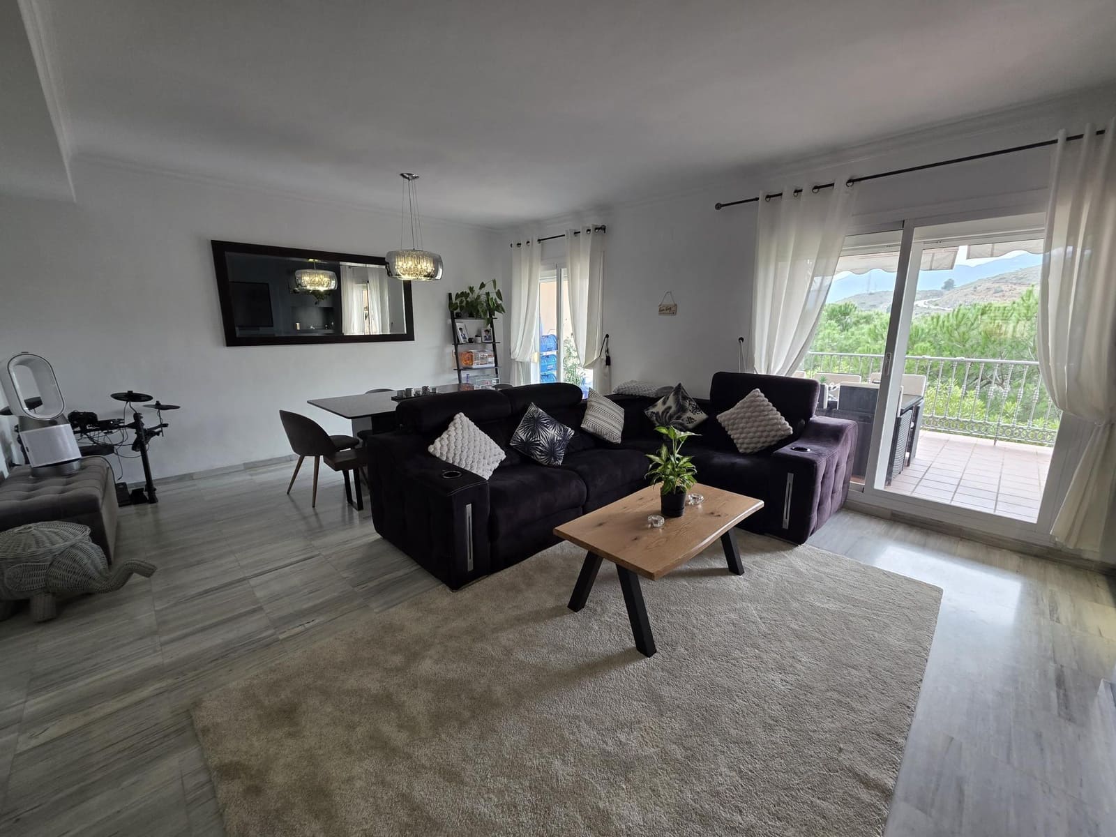 3 bedroom Townhouse for sale in Alhaurin el Grande with pool - € 399,000 (Ref: 9677995)