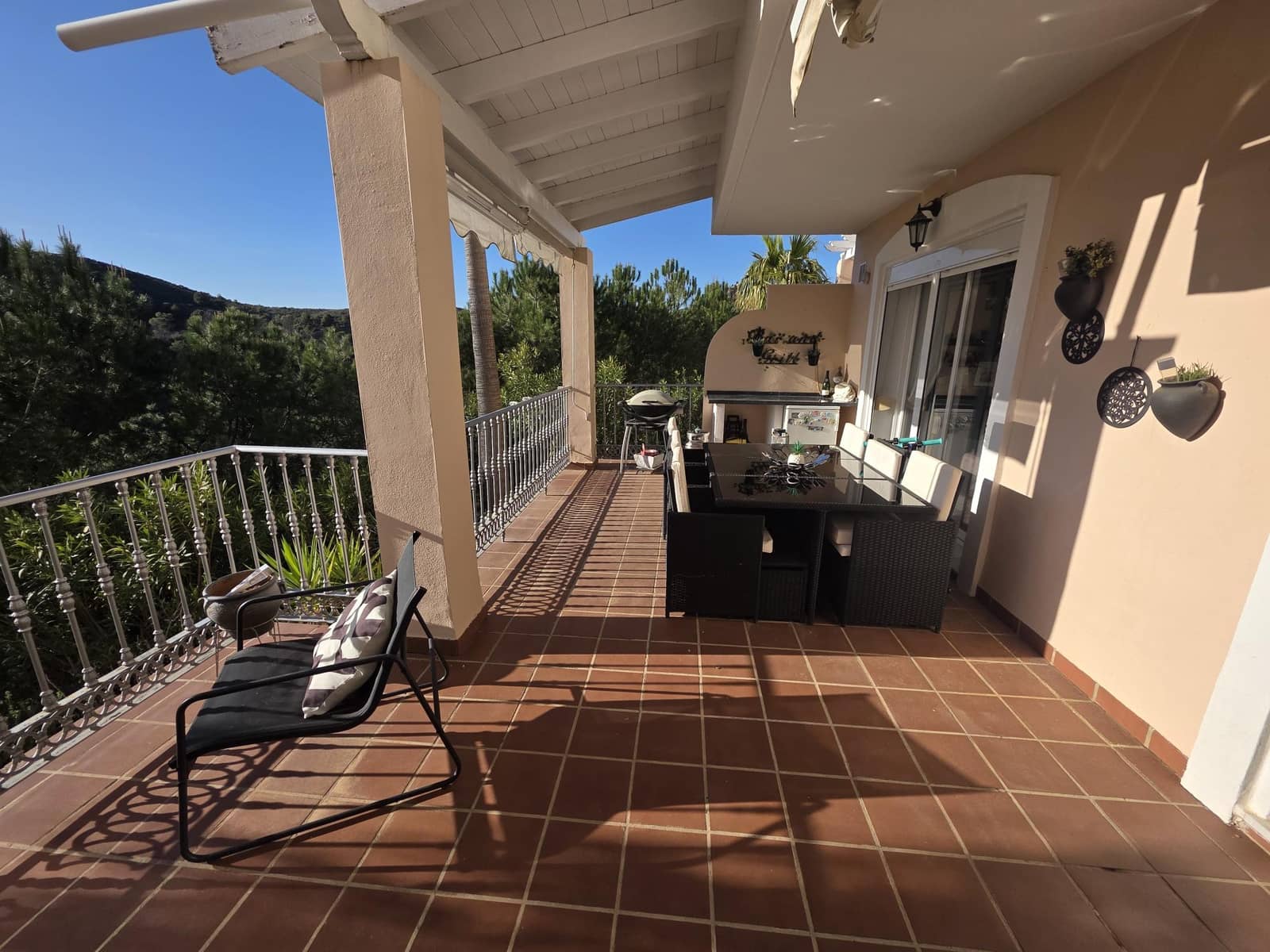 3 bedroom Townhouse for sale in Alhaurin el Grande with pool - € 399,000 (Ref: 9677995)