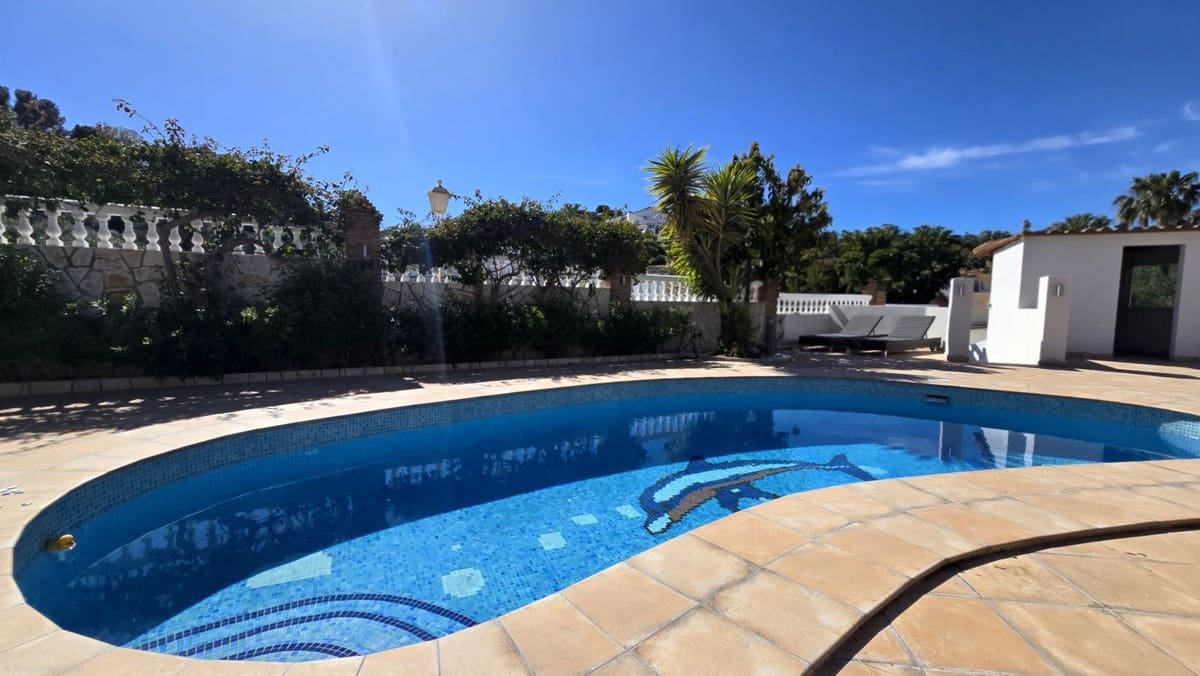 4 sovrum Villa till salu i Cerro del Aguila med pool garage - 995 000 € (Ref: 9684281)