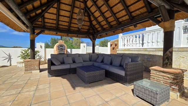 4 sovrum Villa till salu i Cerro del Aguila, Mijas med pool garage - 995 000 € (Ref: 9684281)