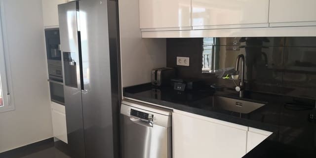 2 Zimmer Apartment zu verkaufen in Carvajal, Fuengirola mit Garage - 650.000 € (Ref: 9684377)