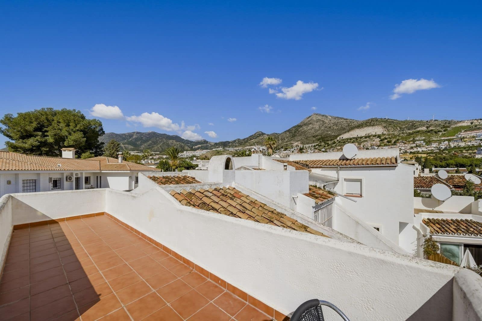 3 soverom Hus til salgs i Benalmadena Costa med svømmebasseng - € 387 500 (Ref: 9684381)