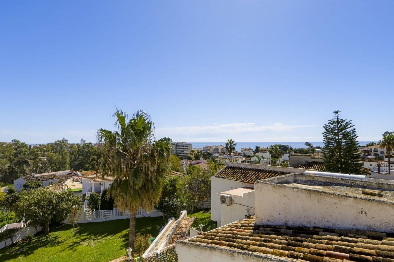 3 soverom Hus til salgs i Benalmadena Costa med svømmebasseng - € 387 500 (Ref: 9684381)