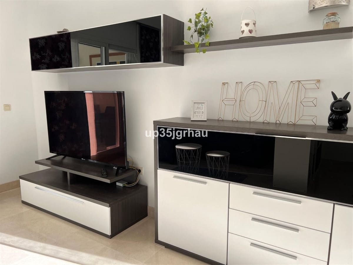 2 slaapkamer Appartement te koop in Estepona met zwembad garage - € 399.900 (Ref: 9684386)