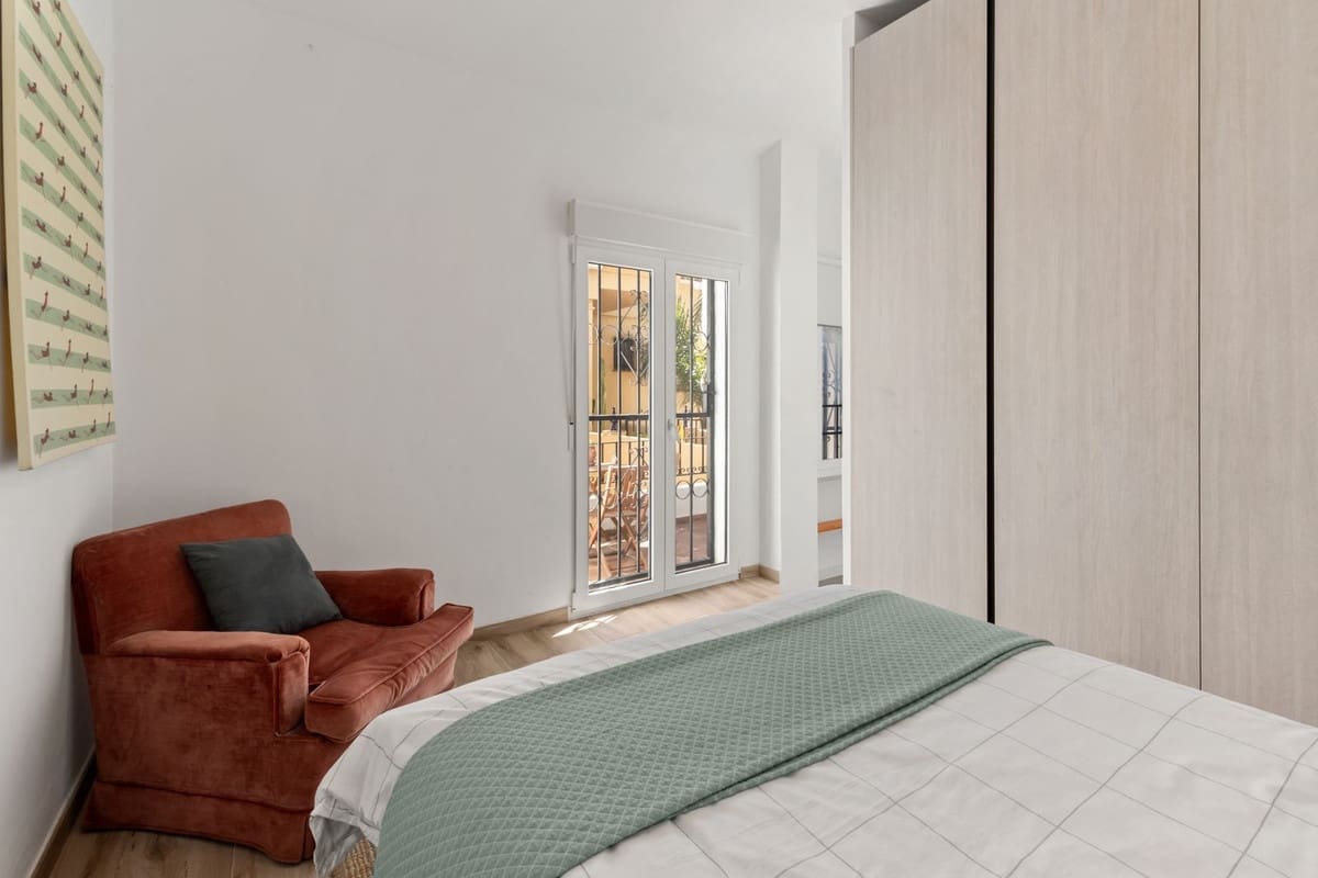 Apartamento para venda em Marbella com piscina garagem - 639 000 € (Ref: 9684393)