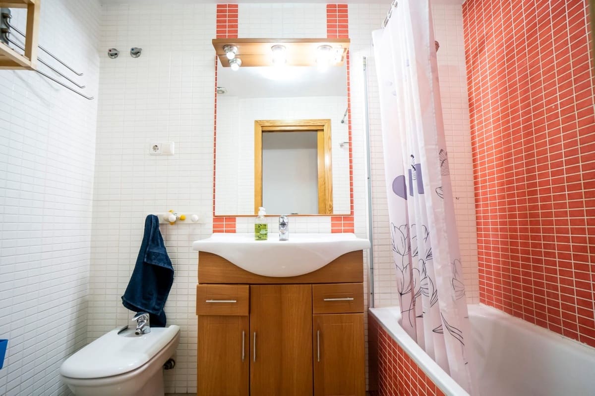 2 bedroom Apartment for sale in Las Lagunas de Mijas - € 215,000 (Ref: 9685135)