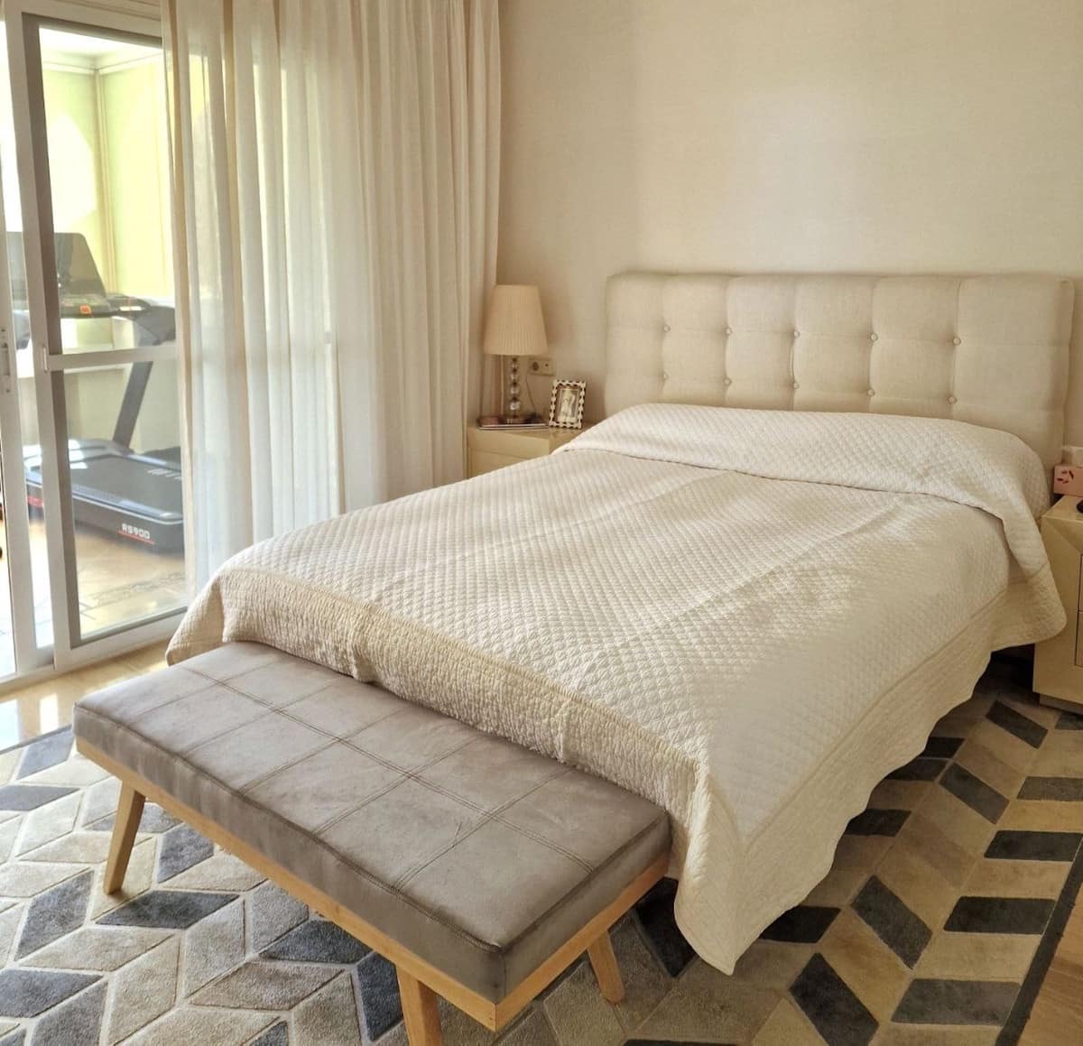 2 Zimmer Apartment zu verkaufen in Elviria mit Pool Garage - 750.000 € (Ref: 9685143)