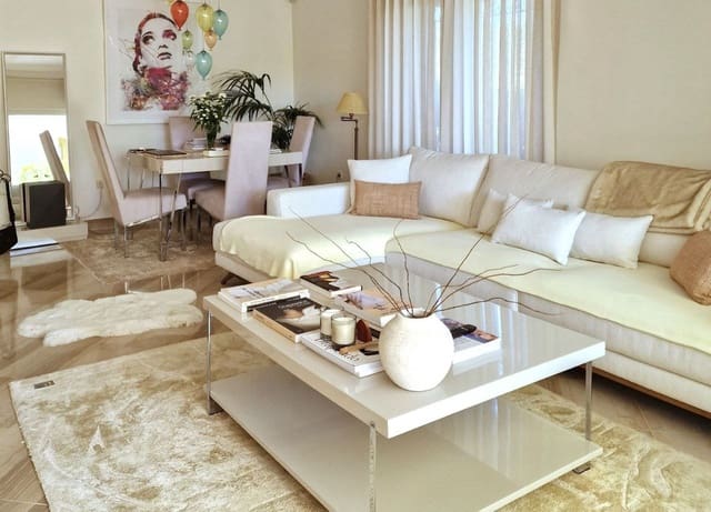 2 Zimmer Apartment zu verkaufen in Elviria, Marbella mit Pool Garage - 750.000 € (Ref: 9685143)