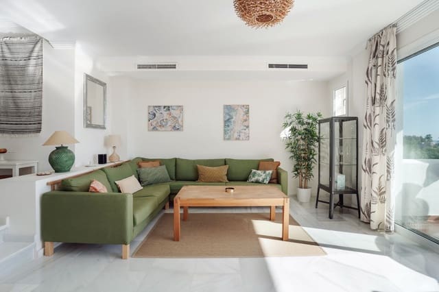 2 Zimmer Apartment zu verkaufen in Nueva Andalucia, Marbella mit Pool Garage - 795.000 € (Ref: 9685144)