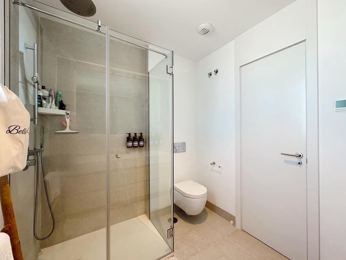 2 quarto Penthouse para venda em Marbella com piscina garagem - 899 000 € (Ref: 9685532)