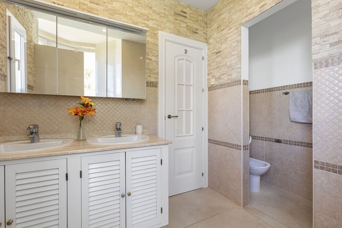 3 sypialnia Apartament na sprzedaż w Puerto de la Torre z basenem garażem - 650 000 € (Ref: 9691407)