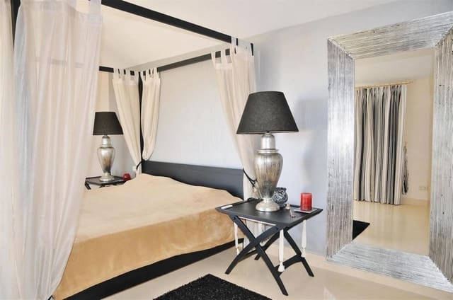 4 makuuhuone Kattohuoneisto myytävänä paikassa Benahavís mukana uima-altaan - 1 790 000 € (Ref: 9691428)