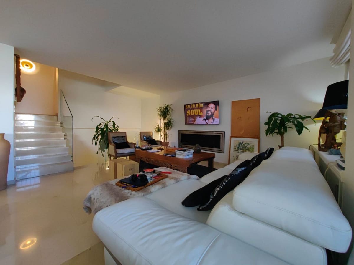 3 slaapkamer Appartement te koop in Estepona met zwembad garage - € 415.000 (Ref: 9691466)