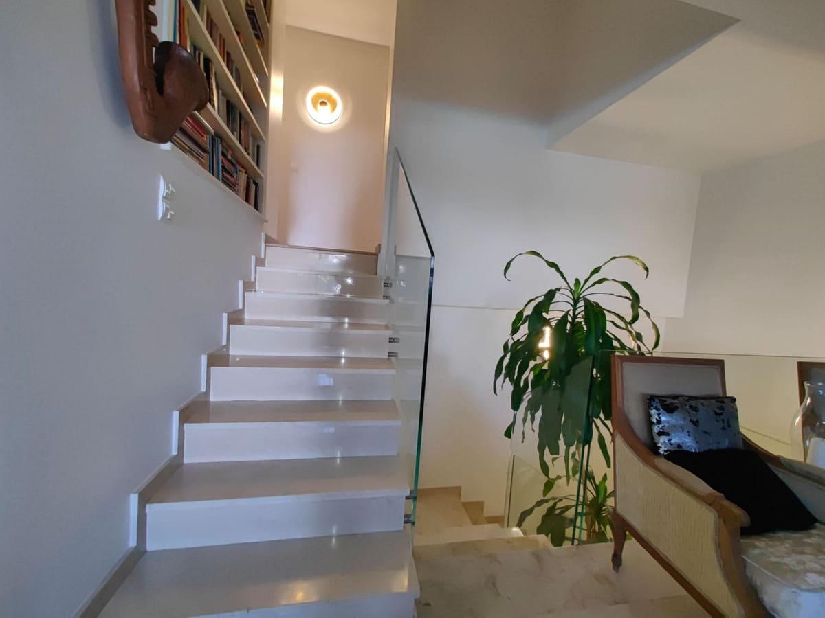 3 slaapkamer Appartement te koop in Estepona met zwembad garage - € 415.000 (Ref: 9691466)