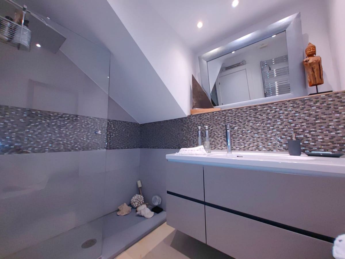 3 slaapkamer Appartement te koop in Estepona met zwembad garage - € 415.000 (Ref: 9691466)