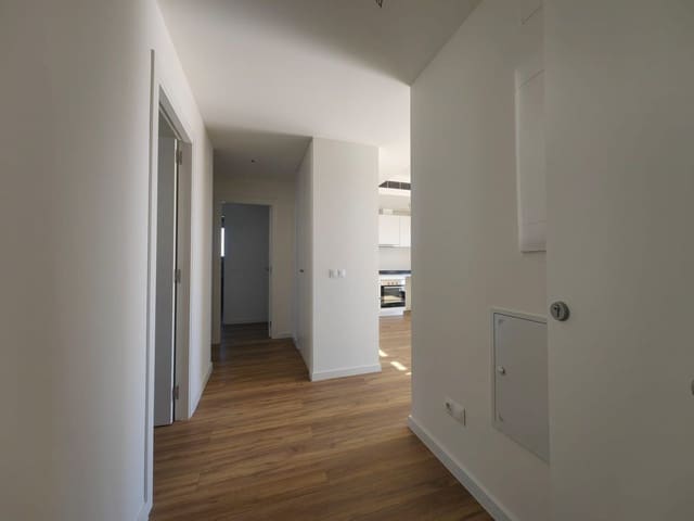 2 sovrum Takvåning till salu i Estepona med pool garage - 545 000 € (Ref: 9691504)