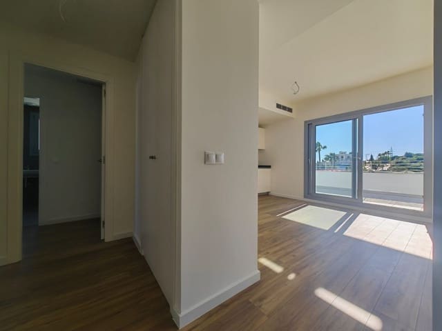 2 sovrum Takvåning till salu i Estepona med pool garage - 545 000 € (Ref: 9691504)