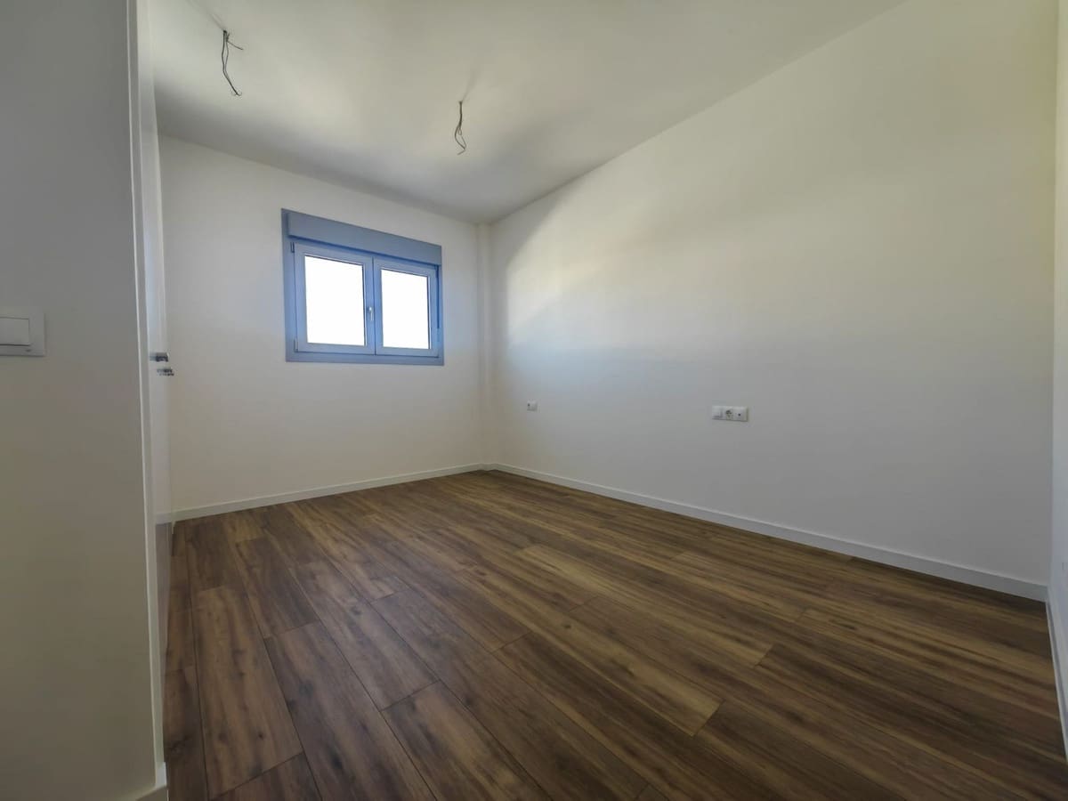 2 sovrum Takvåning till salu i Estepona med pool garage - 545 000 € (Ref: 9691504)