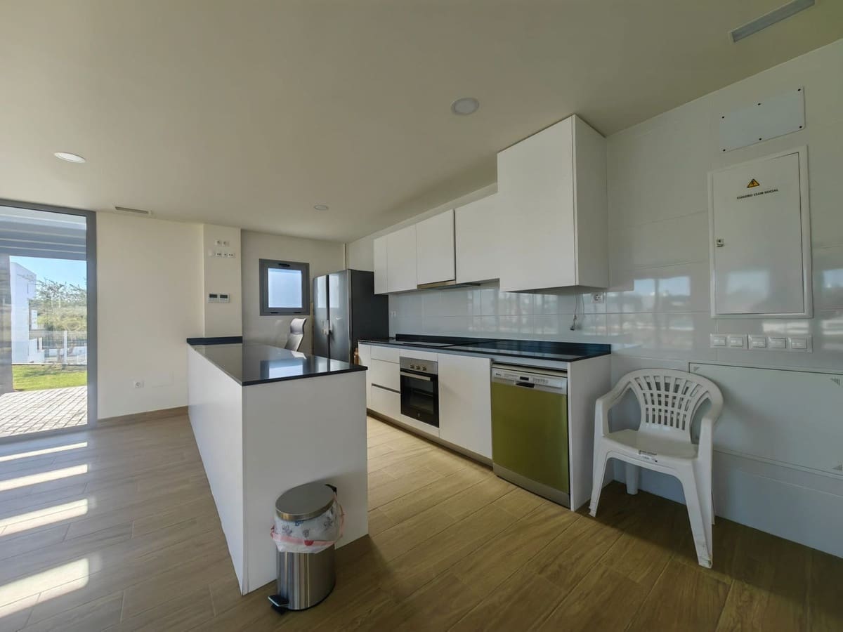 2 sovrum Takvåning till salu i Estepona med pool garage - 545 000 € (Ref: 9691504)