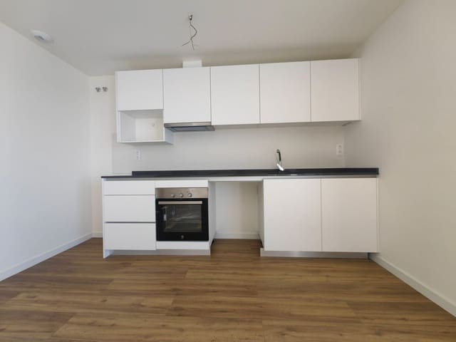 2 sovrum Takvåning till salu i Estepona med pool garage - 545 000 € (Ref: 9691504)