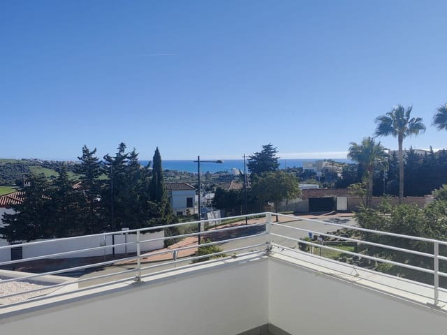 2 sovrum Takvåning till salu i Estepona med pool garage - 545 000 € (Ref: 9691504)