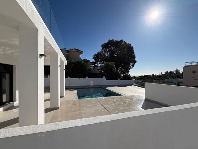 Chalet de 3 habitaciones en Campo Mijas, Mijas en venta con piscina garaje - 1.195.000 € (Ref: 9691580)