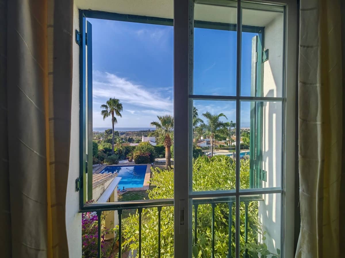 3 soverom Villa til salgs i Estepona med svømmebasseng garasje - € 1 200 000 (Ref: 9691586)